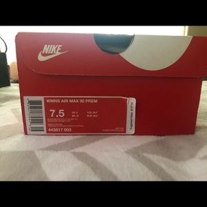 Women’s air max 7.5